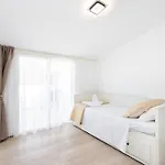 Emily Residencial דירה
