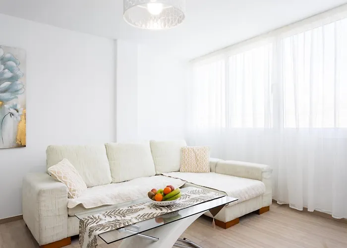 Emily Residencial Los Cristianos (Tenerife)