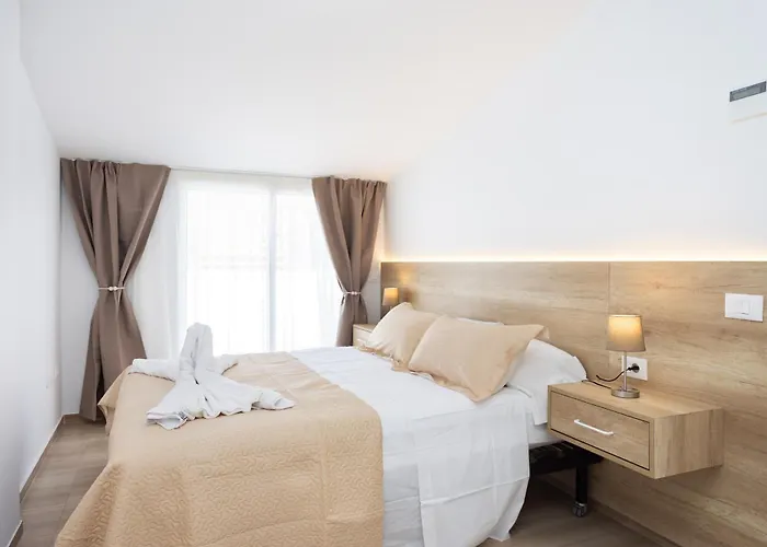 Emily Residencial Apartamento